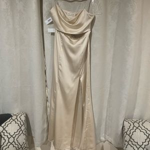 Fame and Partners Straight Neck Set